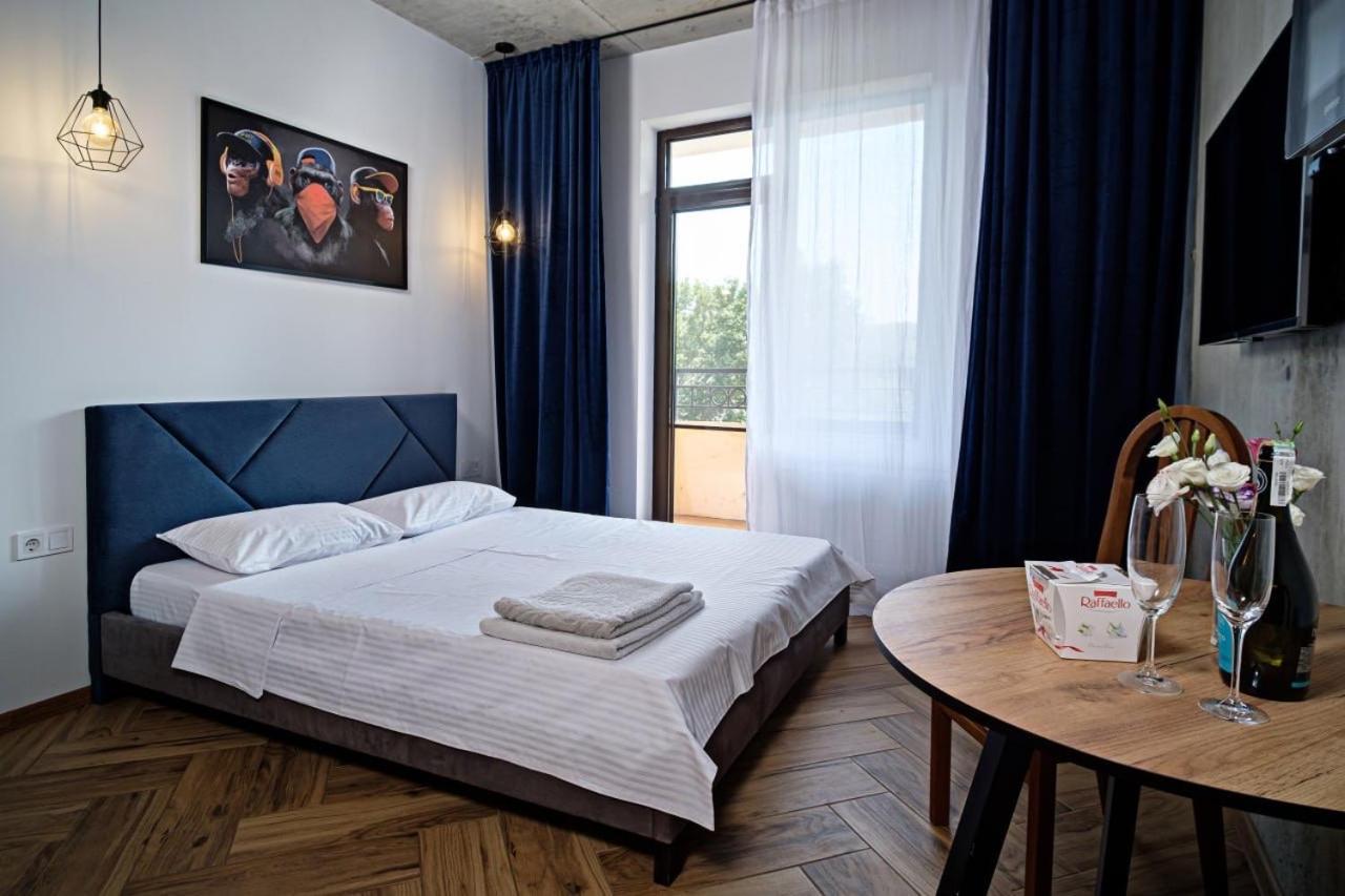 Apartments On Marshala Govorova Οδησσός Εξωτερικό φωτογραφία